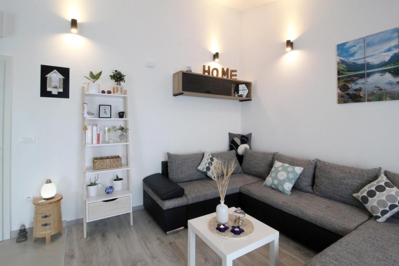 Apartman Cicibella คาชเตลา ภายนอก รูปภาพ